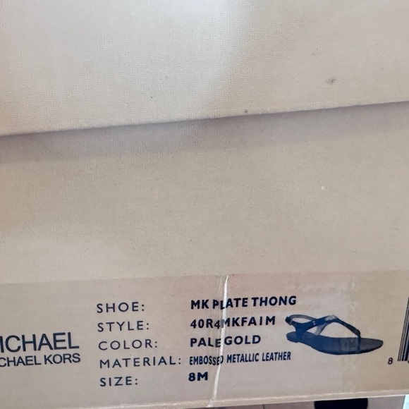 Michael Kors Plate  Flat Thong in Pale Gold - Picture 8 of 8